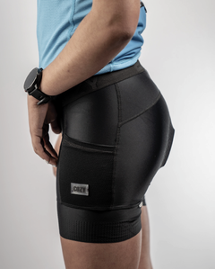 Calza Short Pocket de Ciclismo Dama con Badana RoadPro, color negro - Cozy Sport - comprar online