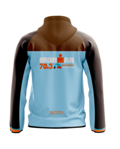 Campera Rompeviento IRONMAN SAN JUAN - CELESTE - - comprar online