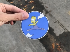 Sticker Bart saltando