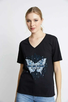 REMERA BUTTERFLY