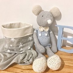 Muñeco tejido de apego - Raton con jardinero amigurumi - comprar online