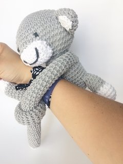 Muñeco tejido de apego - Mono atrapa cortina amigurumi en internet