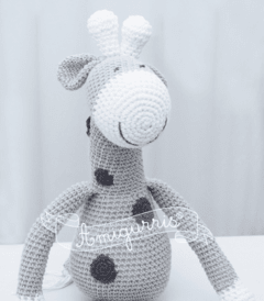 Muñeco tejido de apego - Jirafa amigurumi - tienda online