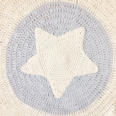 Deco tejida - Alfombra Estrella tejida al crochet