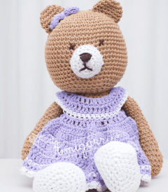 Muñeco tejido crochet de apego - Osa con vestido amigurumi en internet