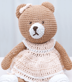 Muñeco tejido crochet de apego - Osa con vestido amigurumi - Amigurris