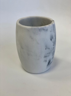 Vaso Regina blanco curvo - comprar online