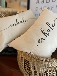 Dúo de Almohadones INHALE/EXHALE en internet