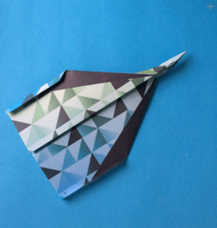 Diseña tus aviones de papel en internet