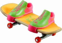 Hot Wheels Tony Hawk Shifter Howlan - Auto Rockster y Zapatillas de Skate - X El Cambio Records