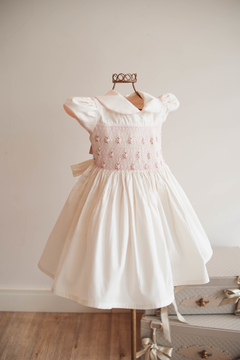 Image of Vestido Casinha de Abelha (3 meses a 8 anos)