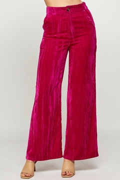 Pantalón fucsia ancho en terciopelo MAUI en internet