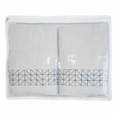 Protetor para lençóis e toalhas com medidas de 48cm x 37cm x 6cm na cor branco/transparente da Sonho e Estilo