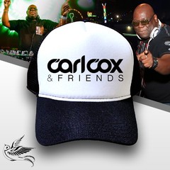 BONÉ CARL COX E FRIENDS