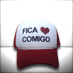 BONÉ FICA COMIGO