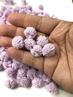 KIT COM 10 POMPONS DE MALHA DE 1,5CM LILÁS SUAVE - comprar online