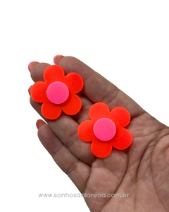 APLIQUE ACRILICO FLOR LARANJA NEON COM ROSA 3,5CM (2 UNIDADES) - comprar online