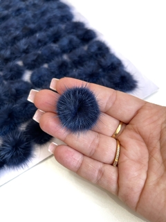 POMPOM ACHATADINHO DE PELUCIA 2,5CM AZUL MARINHO 2 UNIDADES - comprar online