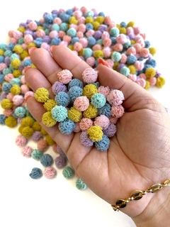 MICRO POMPONS DE MALHA DE 1CM MISTOS CANDY COM 7 GRAMAS APROX. 40 UNIDADES - comprar online