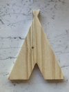 Figura de madera forma CARPA TIPI