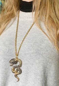 Collar dorado serpiente SNAKE en internet