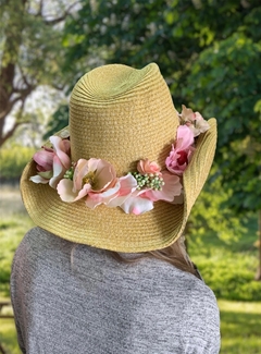 Sombrero de flores GIO