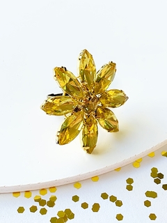 Anillo flor dorada de cristales GLORIA en internet