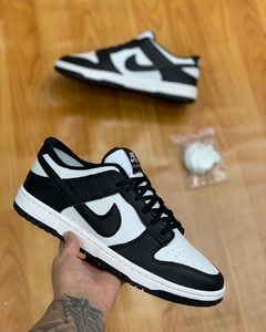 Tênis Masculino Feminino SB Dunk Low Preto Branco