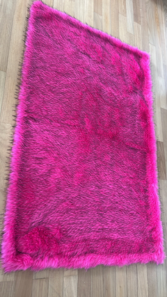 Alfombra pelo fucsia - comprar online