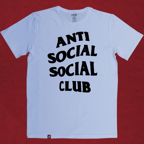 Remera Anti Social Social Club Hombre El Danzante