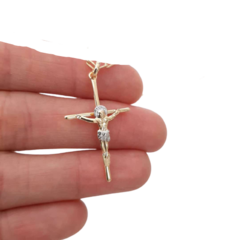 Pingente Cruz Com Cristo Folheado Ouro E Ródio 3cm - C100-DR - comprar online