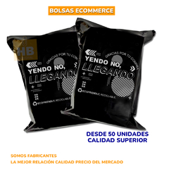 Bolsa Sobre Ecommerce C Adhesivo 30X45 "YENDO NO, LLEGANDO" NEGRO CON PLATA