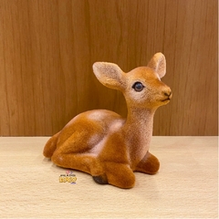 Bambi sentado de felpa
