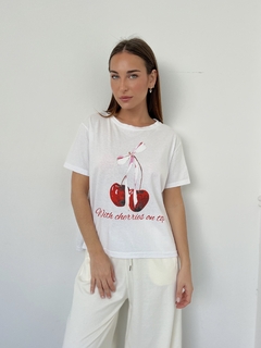 REMERA CHERRIES (D3785)