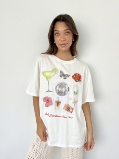 REMERA DRINKS (D4106)