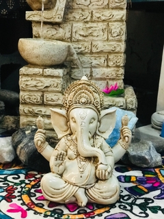 Ganesha 20cm SM18