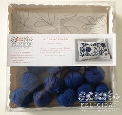 Kit de bordado mexicano ¨Greta azul¨ - comprar online