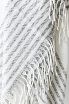 MANTA SPIGA CREAM & GREY