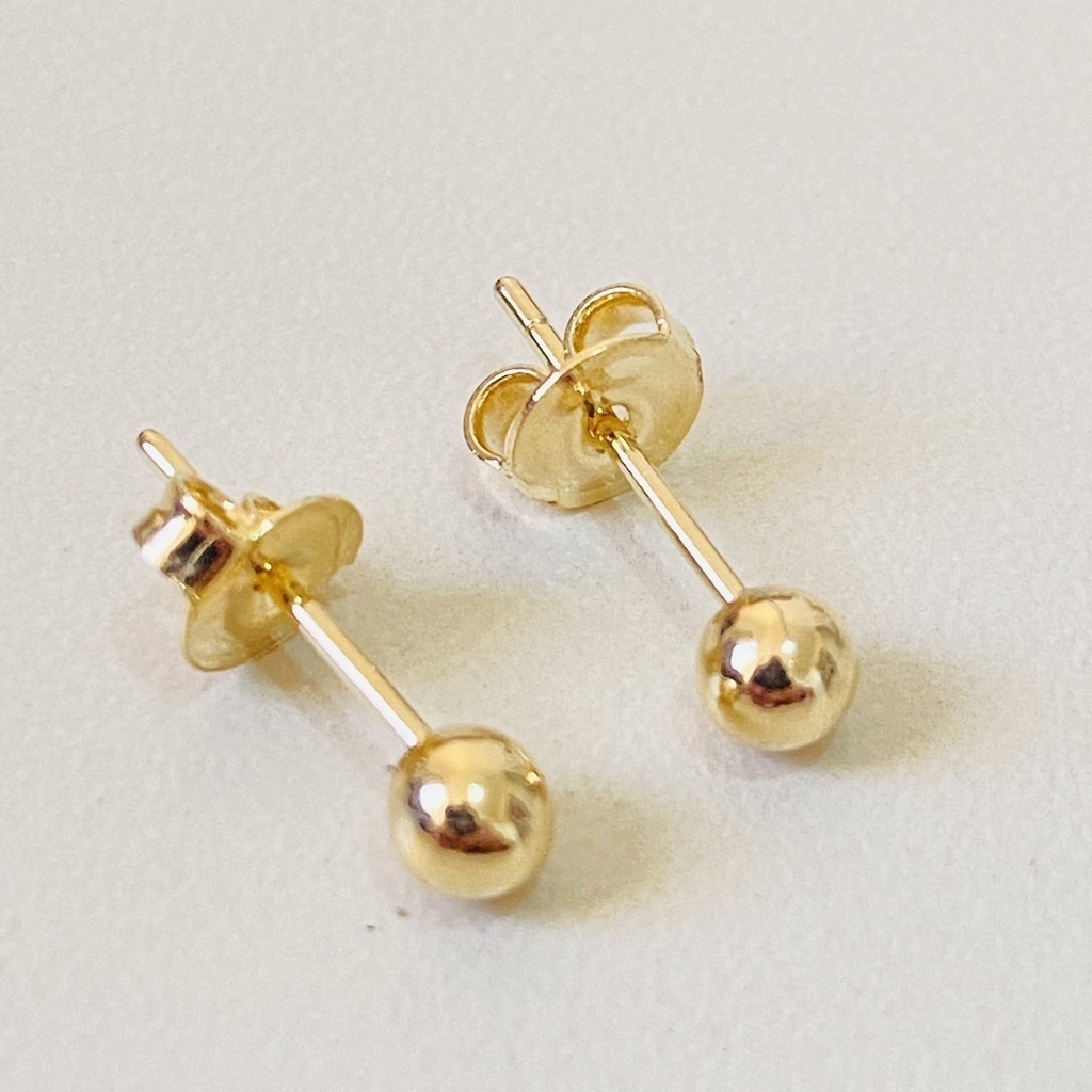 Brincos de garanhão estilo bola dourada amarela de 14k (4,0 mm)