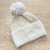 Gorro Pompom e Pelúcia na internet