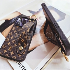 Monogram Case con agarre - tienda online