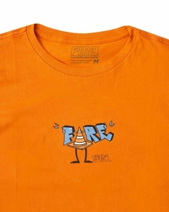 Camiseta Fire Cone Letters (Laranja) - comprar online