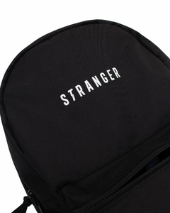 Imagem do Mochila Stranger Letreiro