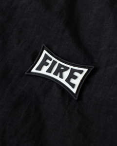 Corta Vento FIRE Anorak Taslan Square Logo (PretoLilás) na internet