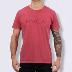 Camiseta Especial Big RVCA Estonada Rosa Escuro