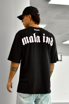 OVERSIZE MALA IND (NEGRO) - tienda online