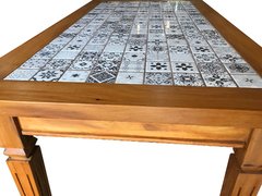 moveis-rusticos-mesa-jantar-madeira-demolicao-azulejo