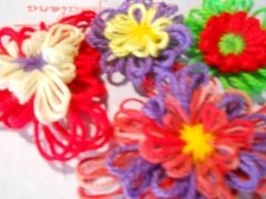 Telar Plástico Cuadrado Mini (flores) + Revista - comprar online