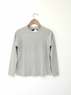 Remera LONDRES gris - Fernanda Espoille 