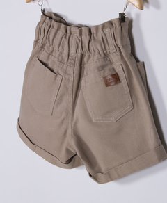 SHORT ARIK LATTE en internet